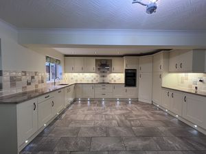 Photo 17- click for photo gallery